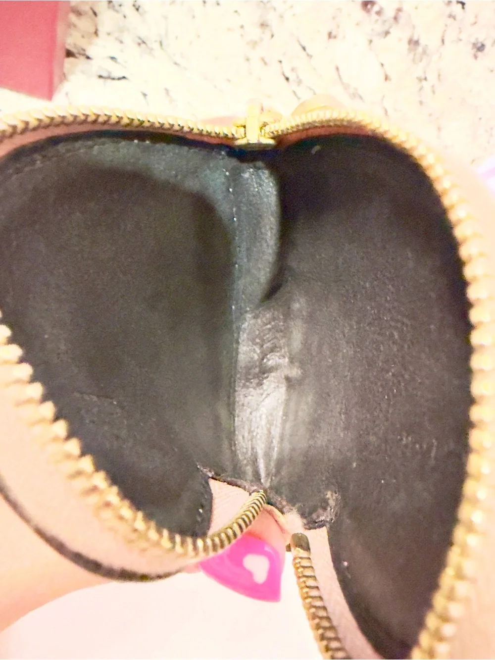 Gucci Pink Leather Heart Coin Purse Wallet w Box & Dust Bag - Picture 9 of 9